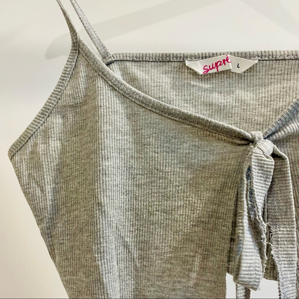 Supré / Grey Knot Crop Top / Size L - Picture 2 of 5
